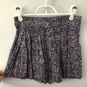 Aeropostale patterned shorts